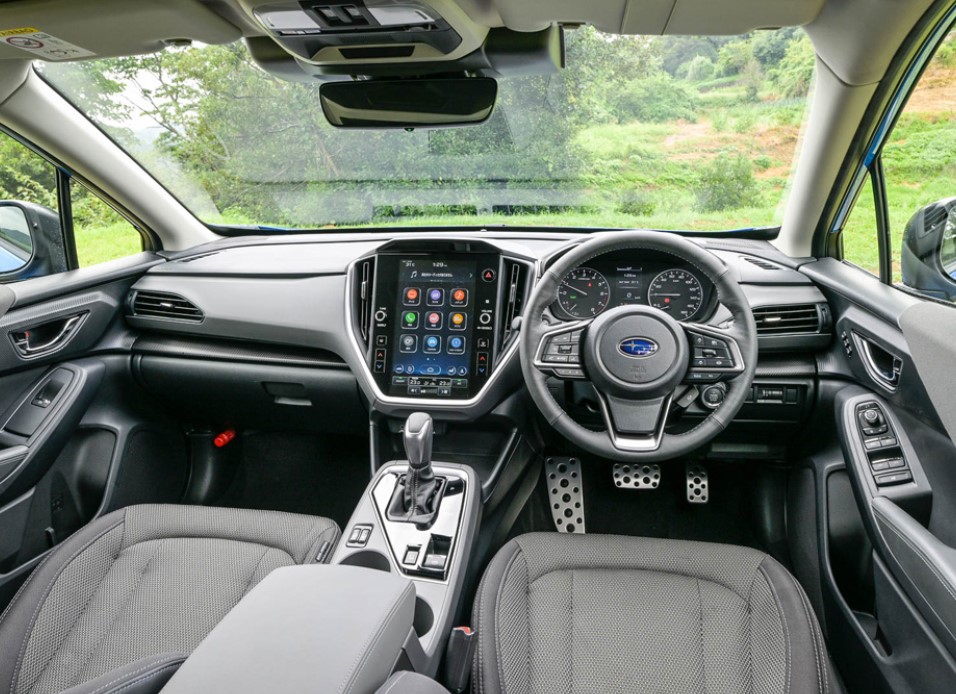 2025 Subaru Crosstrek Interior