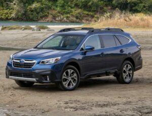 2025 Subaru Outback Premium Front View